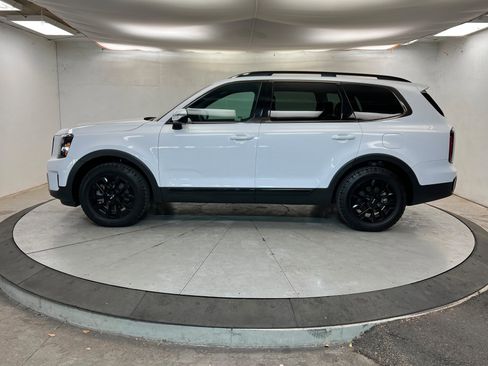 Used 2024 Kia Telluride SX Prestige X-Pro image 2