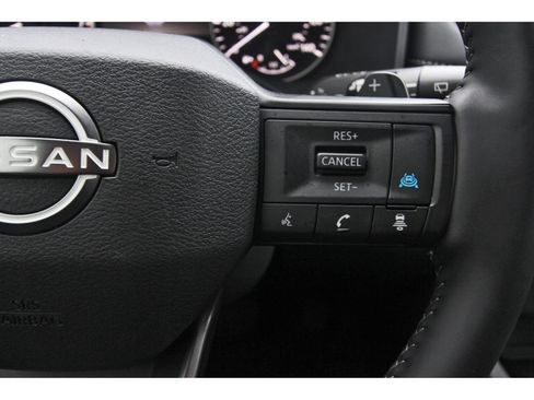 Certified 2026 Nissan Rogue SV FWD image 19