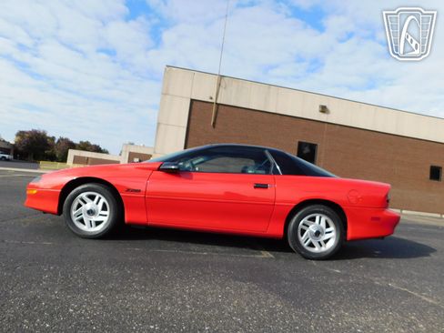 Used 1993 Chevrolet Camaro Z28 image 31