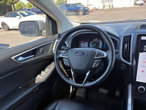 Used 2024 Ford Edge SEL AWD/4WD image 35