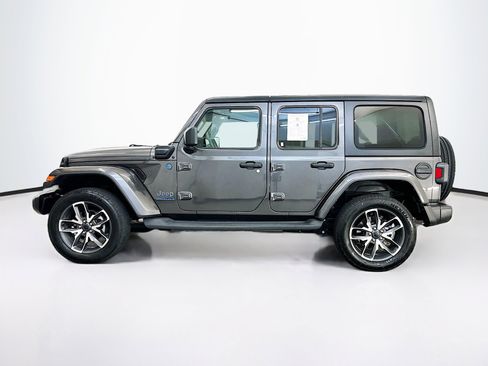 Used 2024 Jeep Wrangler Sport S w/ Convenience Group image 4