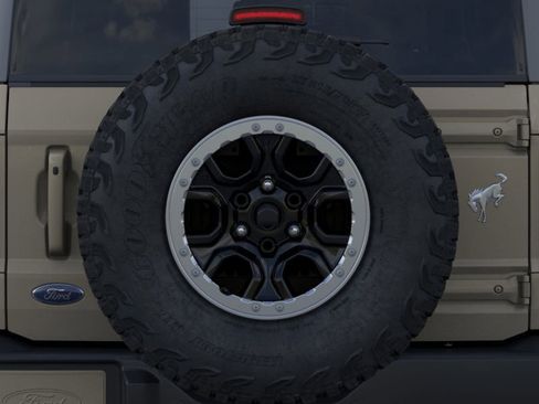 New 2025 Ford Bronco Outer Banks w/ Sasquatch Package AWD/4WD image 24