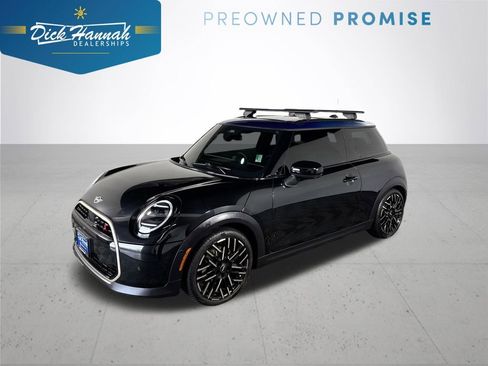 Used 2025 MINI Cooper S image 1