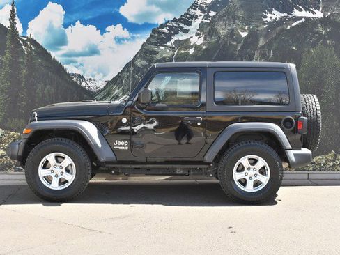Used 2019 Jeep Wrangler Sport S image 7