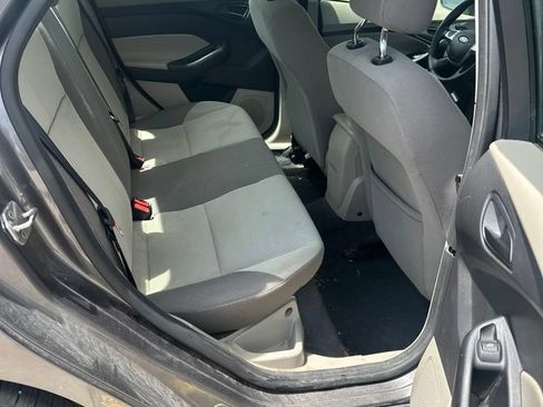 Used 2012 Ford Focus SE FWD image 14