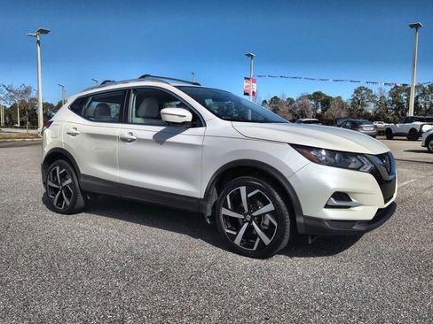 Certified 2022 Nissan Rogue Sport SL image 2