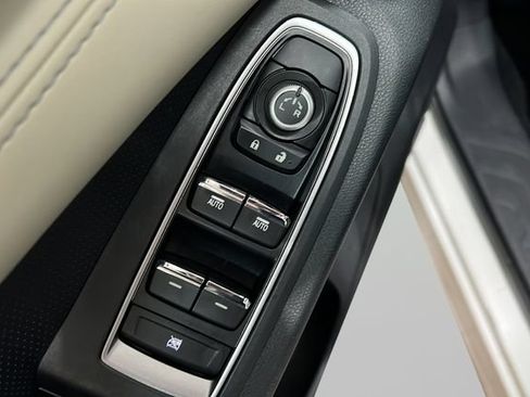 Used 2019 Subaru Ascent Limited AWD/4WD image 30