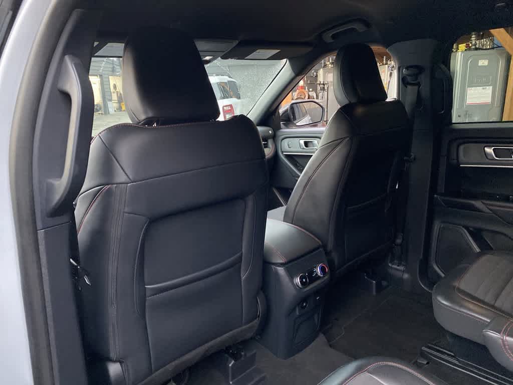 Used 2026 Ford Explorer ST-Line AWD/4WD image 14