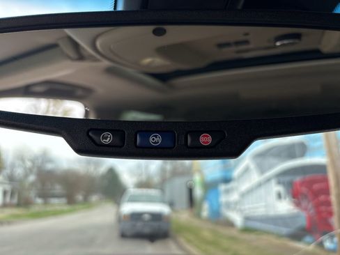 Used 2016 GMC Yukon SLT w/ Open Road Package image 18