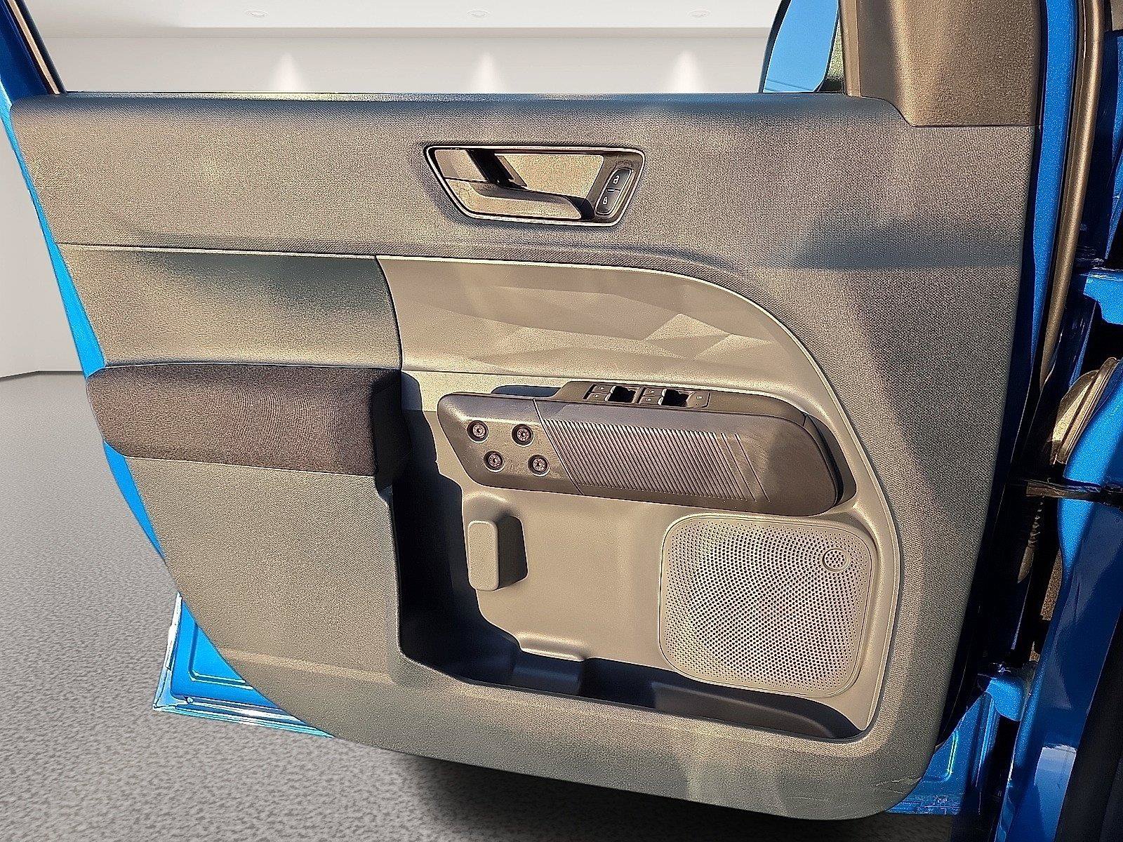 Used 2025 Ford Maverick XL FWD image 15