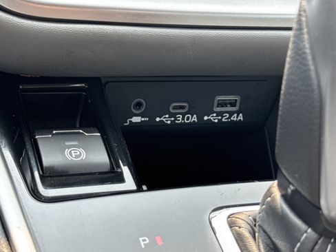 Used 2024 Subaru Legacy Premium AWD/4WD image 10
