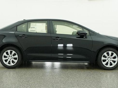 New 2026 Toyota Corolla LE FWD image 17