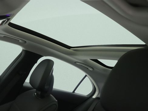 New 2026 Mercedes-Benz C 300 Sedan image 7