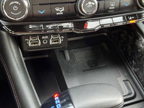 Used 2024 Dodge Durango R/T AWD/4WD image 71
