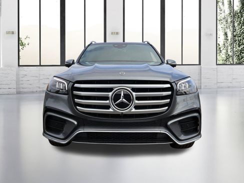 Certified 2025 Mercedes-Benz GLS 450 4MATIC image 8