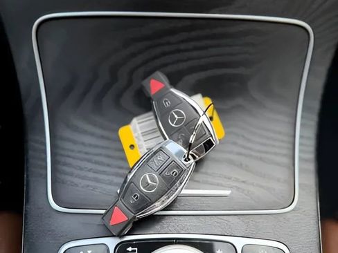 Used 2017 Mercedes-Benz C 300 Cabriolet image 42