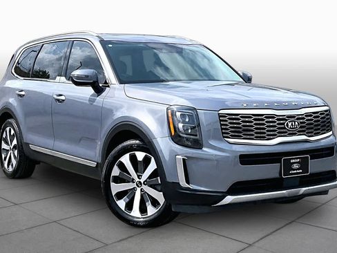 Used 2021 Kia Telluride EX w/ EX Premium Package image 5