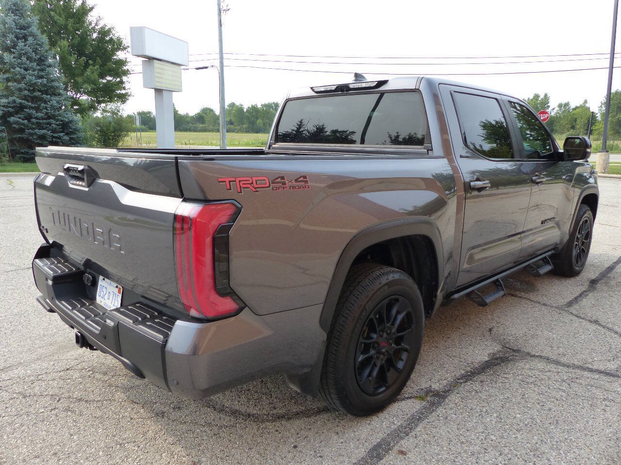 Used 2024 Toyota Tundra Limited w/ TRD Off-Road Package AWD/4WD image 16