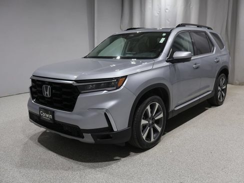Used 2023 Honda Pilot Elite image 7
