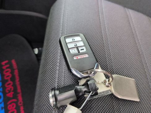 Used 2021 Honda CR-V EX image 32