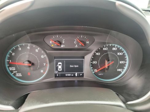Used 2023 Chevrolet Malibu LT FWD image 27