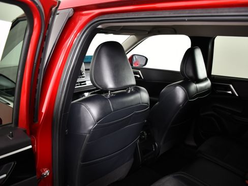 Used 2024 Mitsubishi Outlander SE AWD/4WD image 45