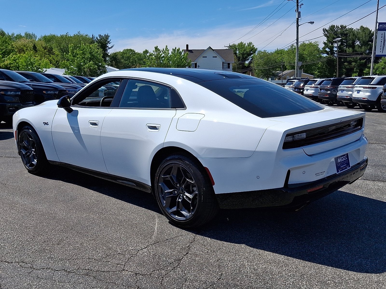 New 2026 Dodge Charger R/T w/ Driver Convenience Group AWD/4WD image 4
