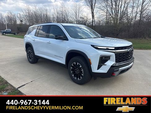 New 2026 Chevrolet Traverse Z71 w/ Enhanced Driving Package AWD/4WD image 11