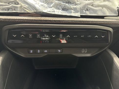 New 2026 Jeep Cherokee Limited image 33