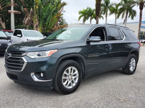 Used 2019 Chevrolet Traverse LT image 3