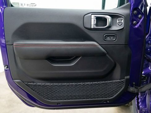 New 2026 Jeep Gladiator Rubicon w/ Steel Power Dome Hood Package AWD/4WD image 22