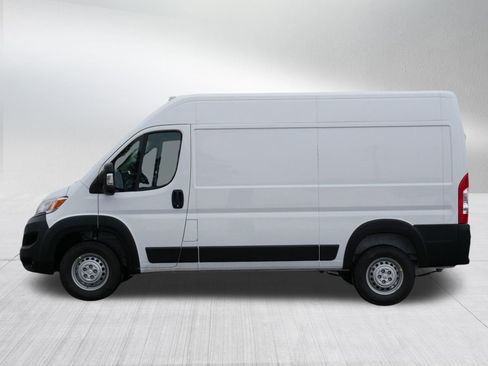 New 2026 RAM ProMaster 2500 w/ Convenience Group image 4