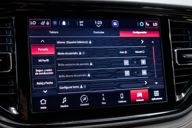 Used 2022 Dodge Durango R/T RWD image 38