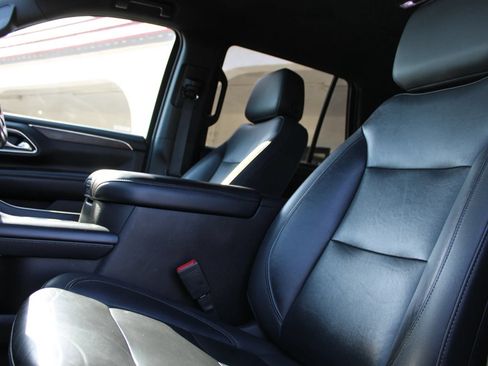 Used 2021 Chevrolet Tahoe LT RWD image 12