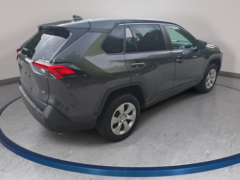 Used 2023 Toyota RAV4 LE FWD image 5