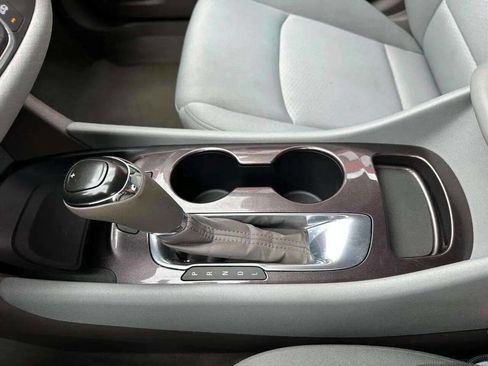 Used 2019 Chevrolet Malibu LS image 24