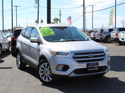 Used 2017 Ford Escape Titanium FWD image 1
