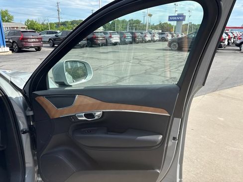 Used 2025 Volvo XC90 B6 Plus w/ Protection Package Premier AWD/4WD image 30