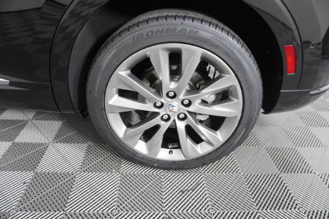 Used 2022 Buick Envision Avenir w/ Technology Package II AWD/4WD image 18