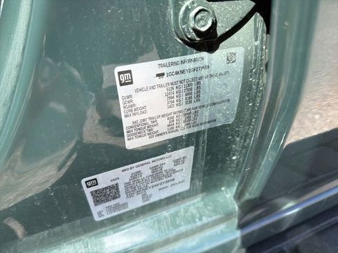 Used 2025 Chevrolet Silverado 2500 LT w/ Trail Boss Package image 9