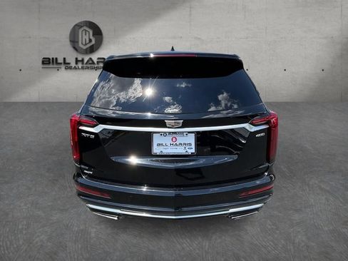 Used 2021 Cadillac XT6 Premium Luxury AWD/4WD image 6