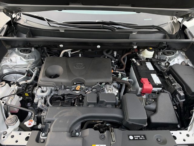 Used 2025 Toyota RAV4 XLE FWD image 27