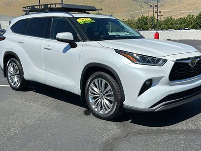 Used 2022 Toyota Highlander Platinum