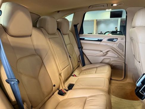 Used 2012 Porsche Cayenne AWD/4WD image 23