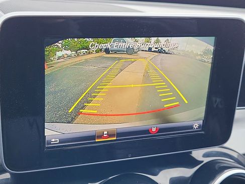 Used 2015 Mercedes-Benz C 300 4MATIC Sedan image 20