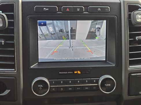 Used 2021 Ford Expedition XLT RWD image 16
