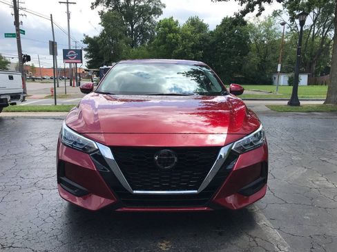 Used 2021 Nissan Sentra SV FWD image 3
