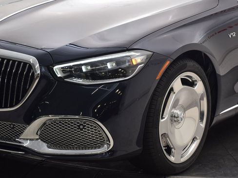 New 2026 Mercedes-Benz Maybach S 680 4MATIC image 11