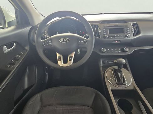 Used 2013 Kia Sportage LX FWD image 4
