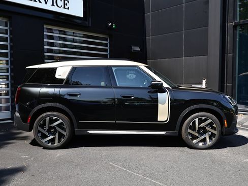 New 2027 MINI Cooper Countryman S w/ Comfort Package Max AWD/4WD image 4
